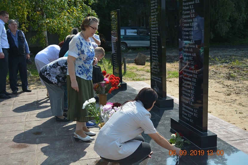 В посёлке Приамурском идут работы по реконструкции памятного места 