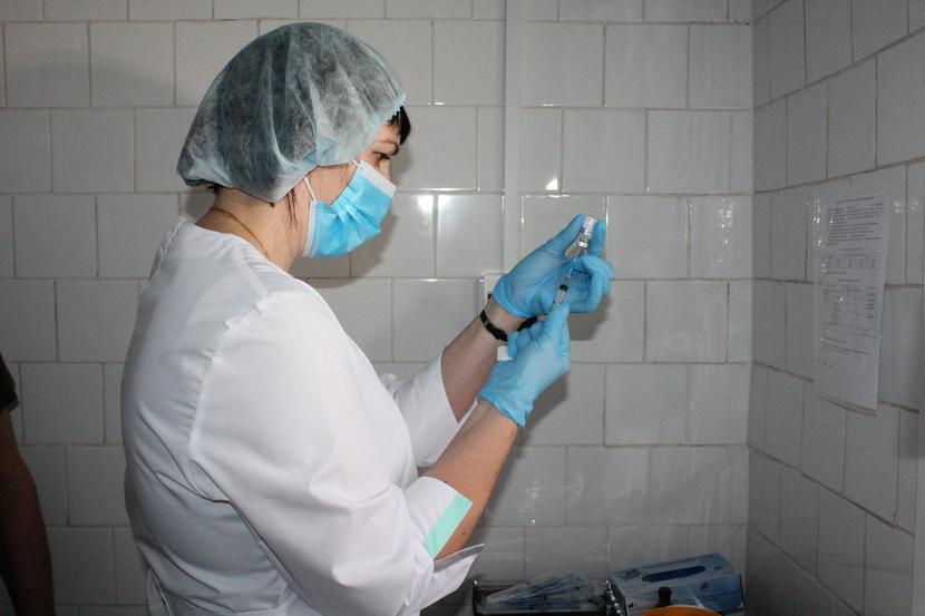 Вакцинация против COVID-19 в Смидовичской районной больнице проходит в штатном режиме