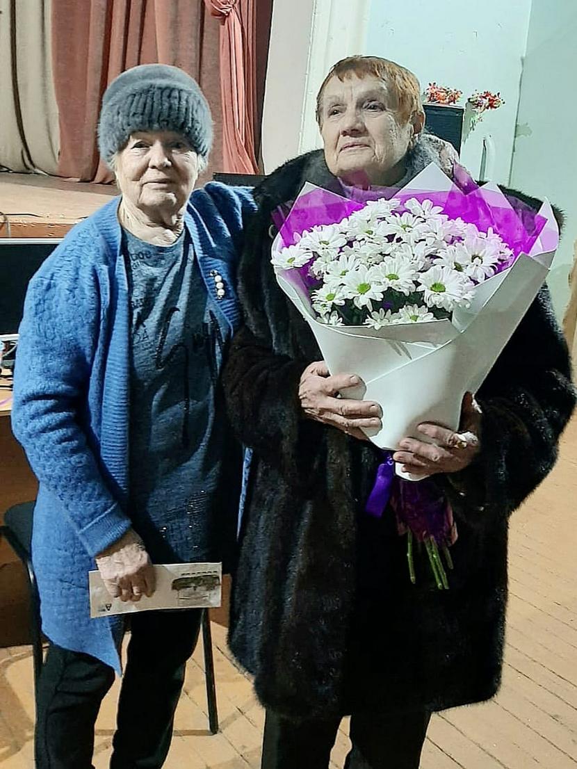 81-й день рождения отметила Почётный житель Смидовичского района Людмила Фёдоровна Шуховцева