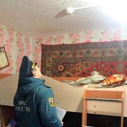 Пожарные извещатели рекомендуют установить дома сотрудники МЧС России