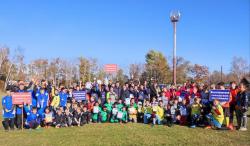 На минувших выходных состоялись первые в истории Смидовичского района соревнования на Кубок главы по футболу среди школьных команд в трех возрастных категориях 2005-2007, 2008-2010 и 2011-2013 г.р.